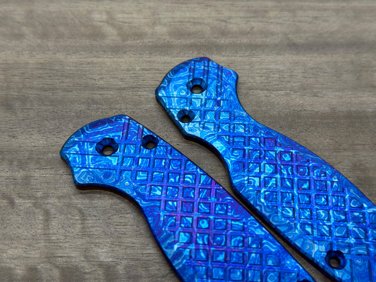 ALIEN Flamed FRAG Cnc milled Titanium scales for Spyderco Paramilitary 2 PM2