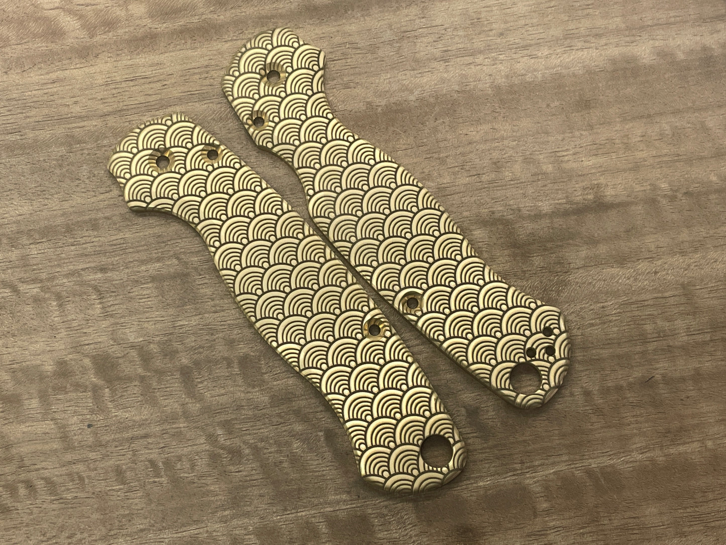 SEIGAIHA Brass Scales for Spyderco Paramilitary 2 PM2