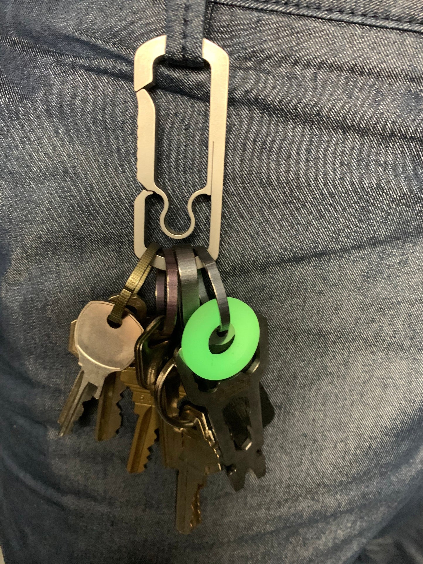 LIME TurboGlow in the Dark lanyard bead Keychain Paracord bead Dog tag