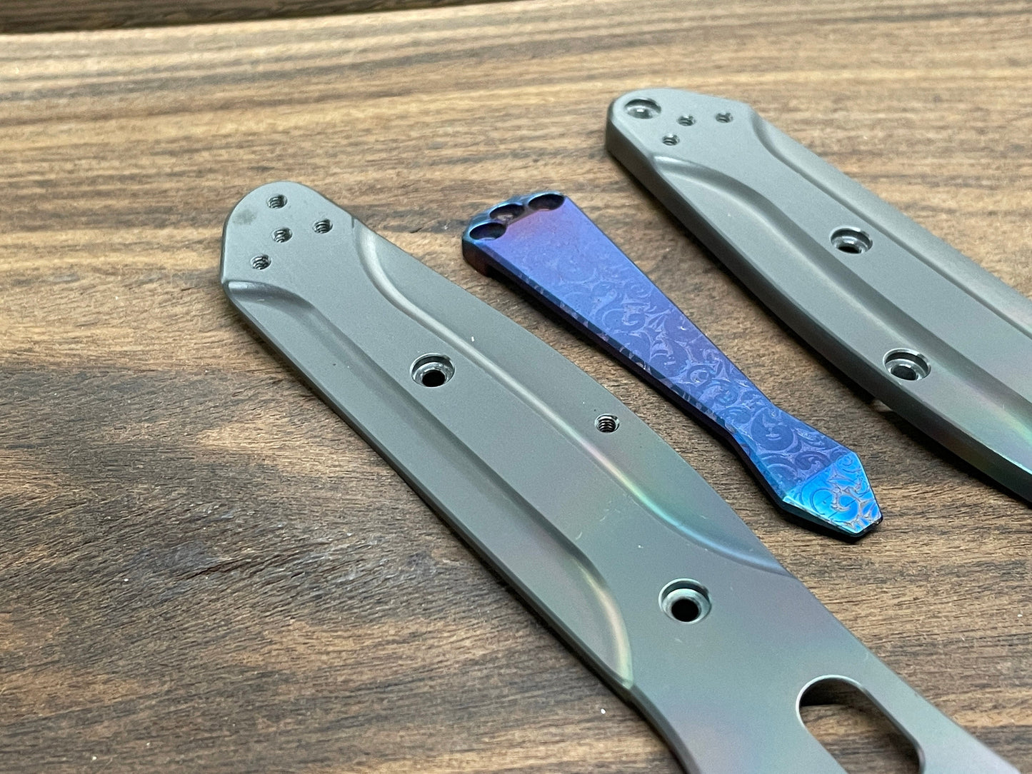Flamed VICTORIA engraved Dmd Titanium CLIP for most Benchmade models