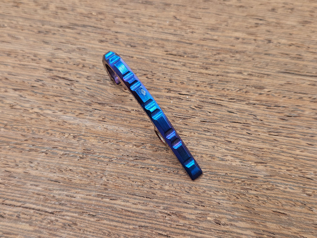 CLR Spyderco Paramilitary 3<br>Titanium Backspacer Flamed Polished