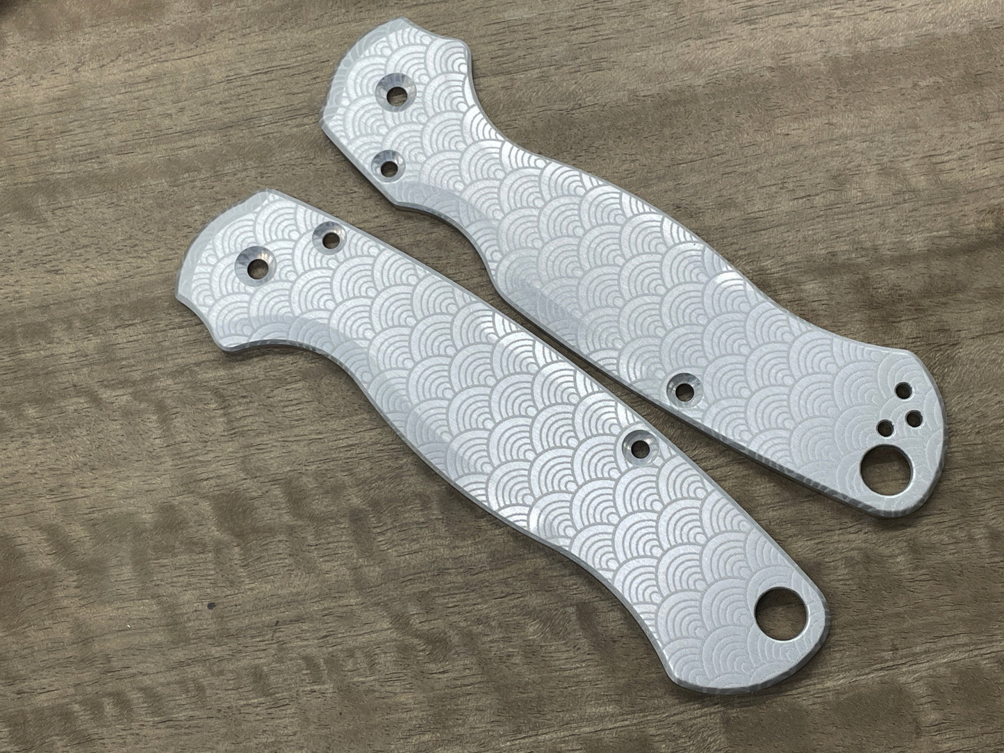 SEIGAIHA pattern Aerospace Aluminum scales for Spyderco Paramilitary 2 PM2