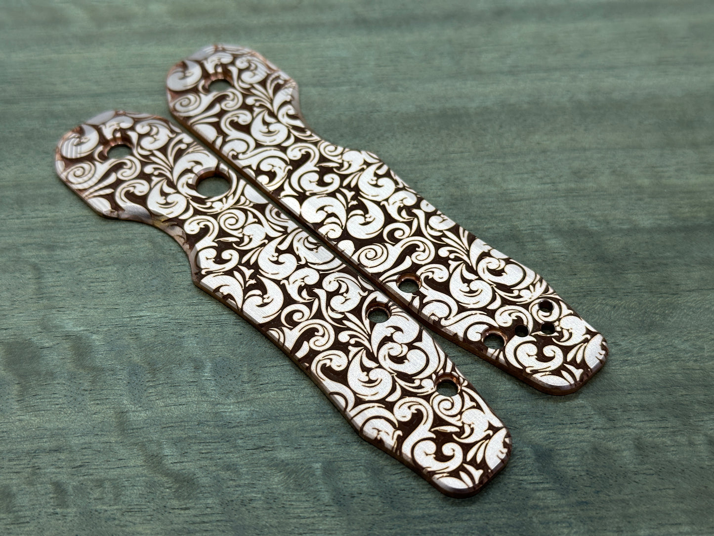 VICTORIA Copper Scales for Spyderco SMOCK