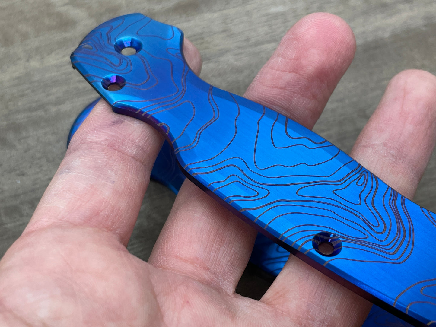 Flamed TOPO Engraved Titanium scales for Spyderco Paramilitary 2 PM2