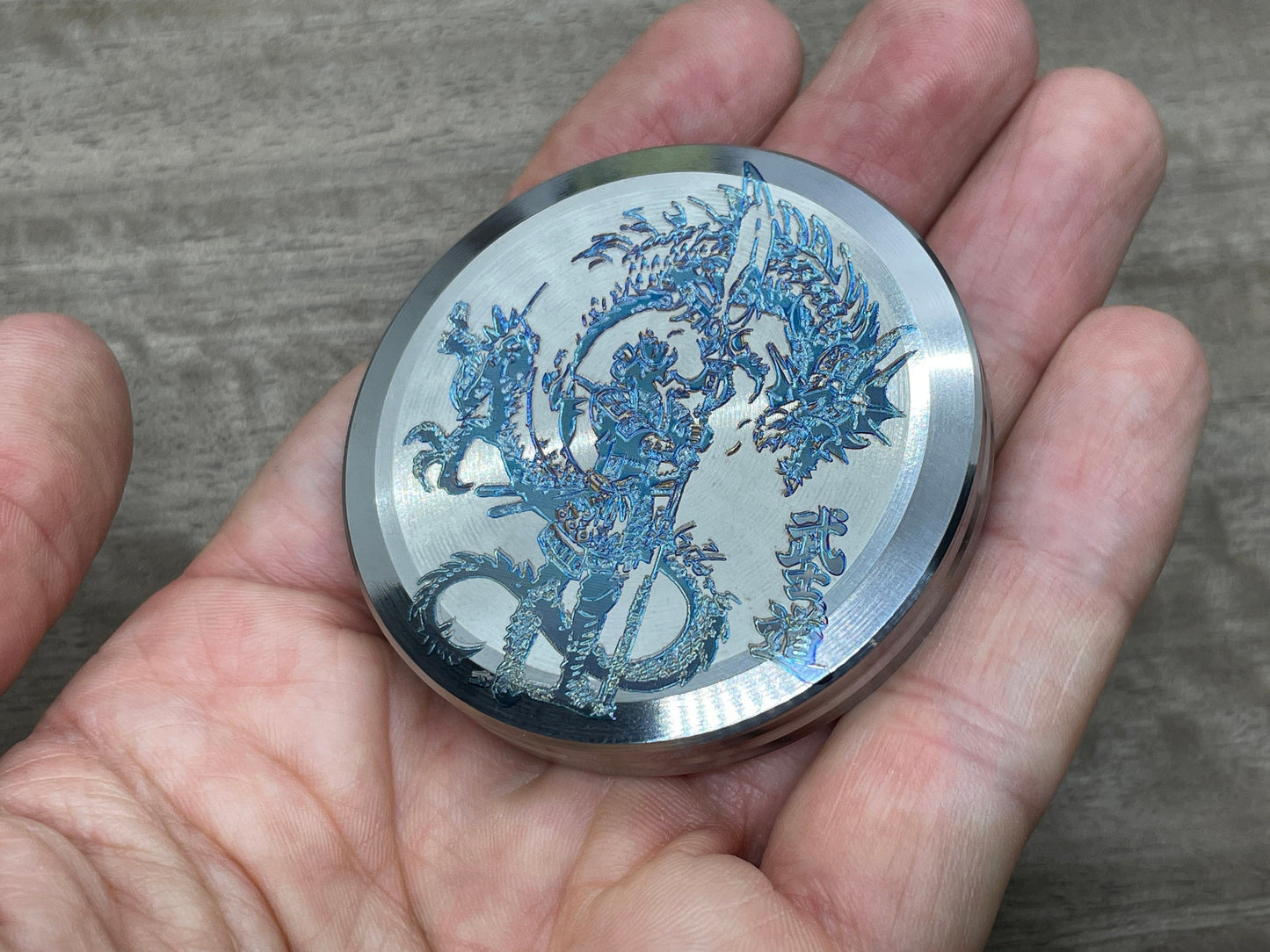 4 sizes SAMURAI Honor engraved Titanium Worry Coin Challenge Coin