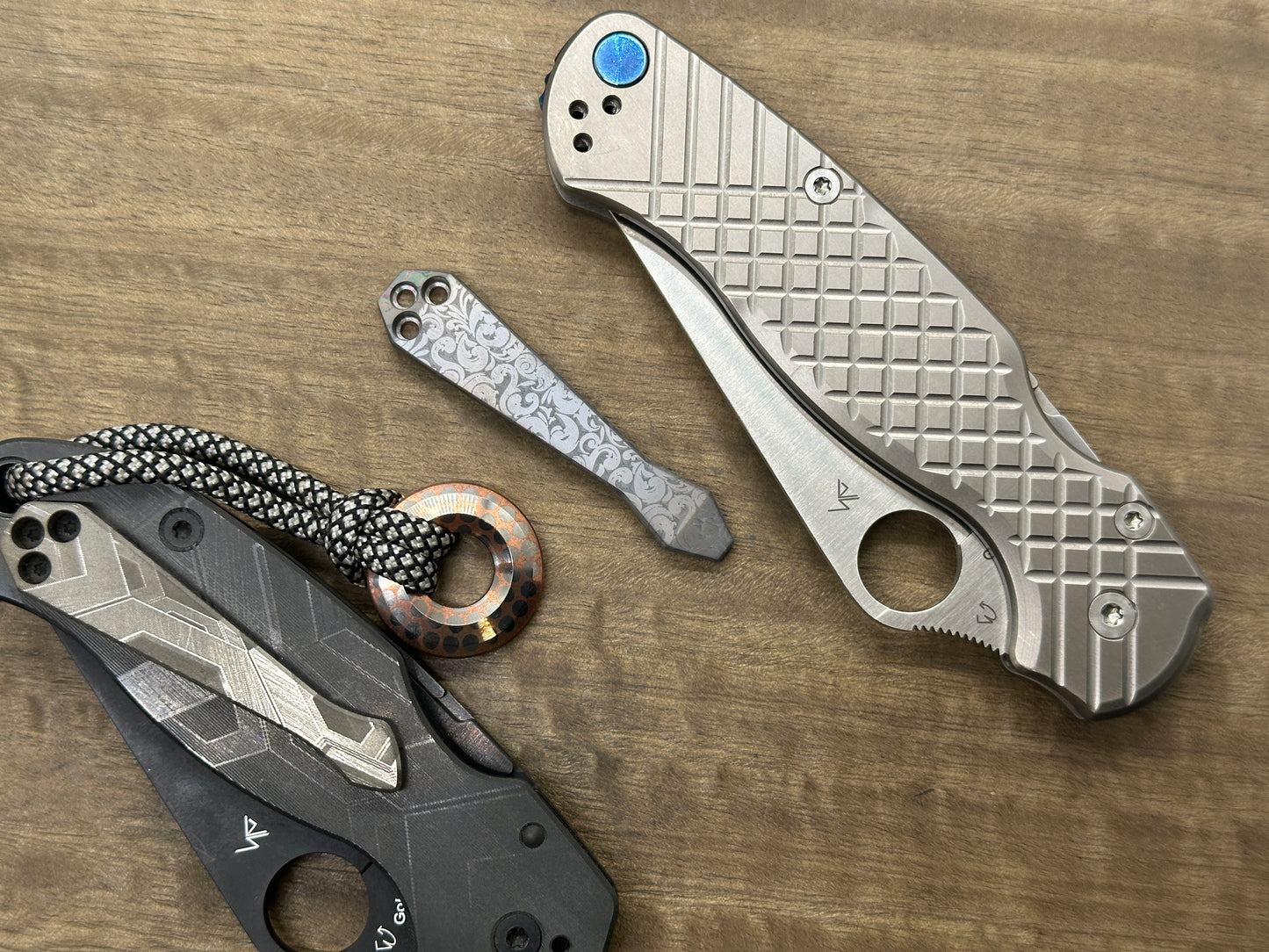 Dark VICTORIA engraved Dmd Titanium CLIP for most Spyderco models
