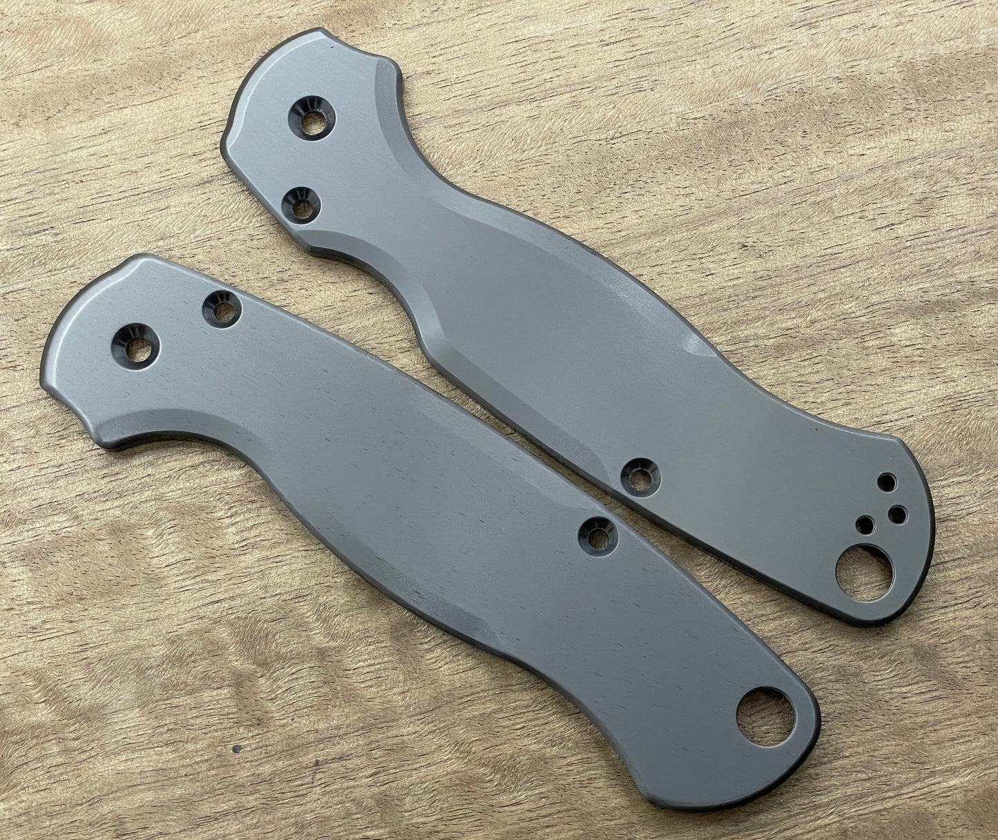 Brushed black Zirconium scales for Spyderco Paramilitary 2 PM2