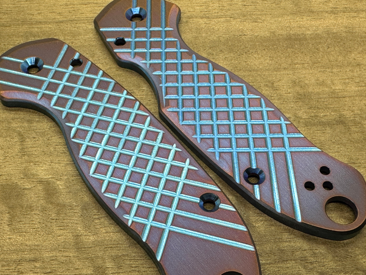 2-Tone (Blue-Purple) FRAG milled Titanium scales for Spyderco Para 3