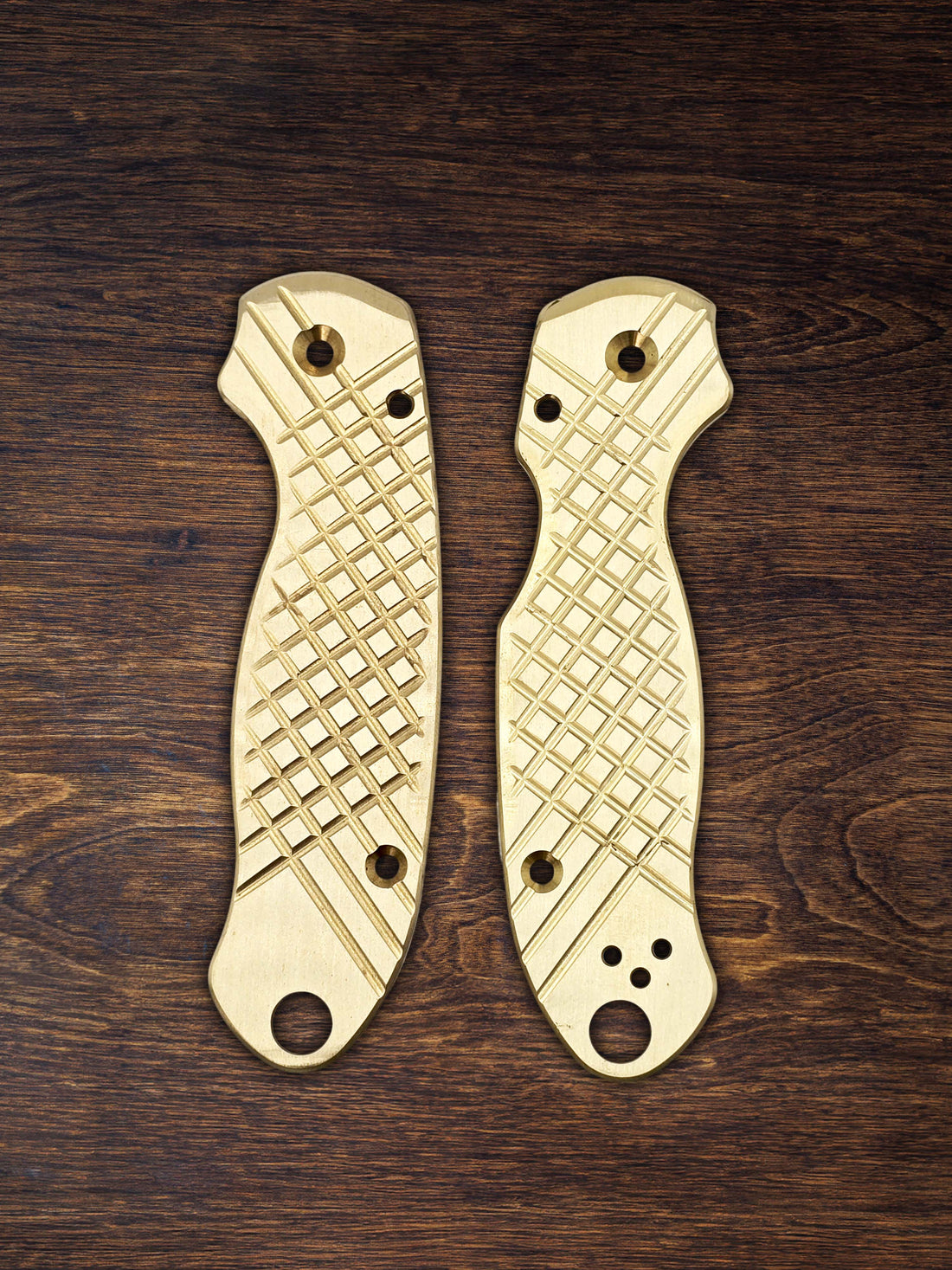 Spyderco Paramilitary 3<br>Brass Frag