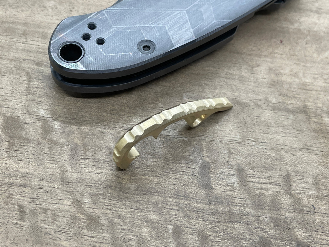 Spyderco Paramilitary 3<br>Brass Backspacer