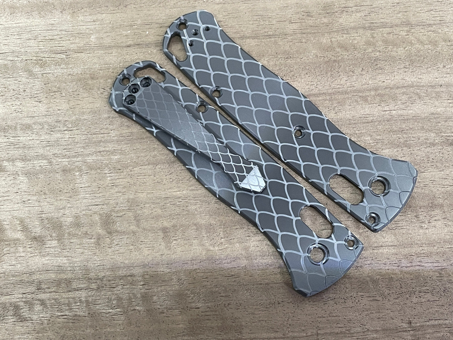 DRAGONSKIN engraved Black Zirconium Dmd CLIP for most Benchmade models