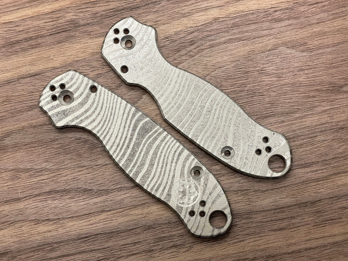 Battleworn BESKAR Mandalorian Titanium Scales for Spyderco Para 3
