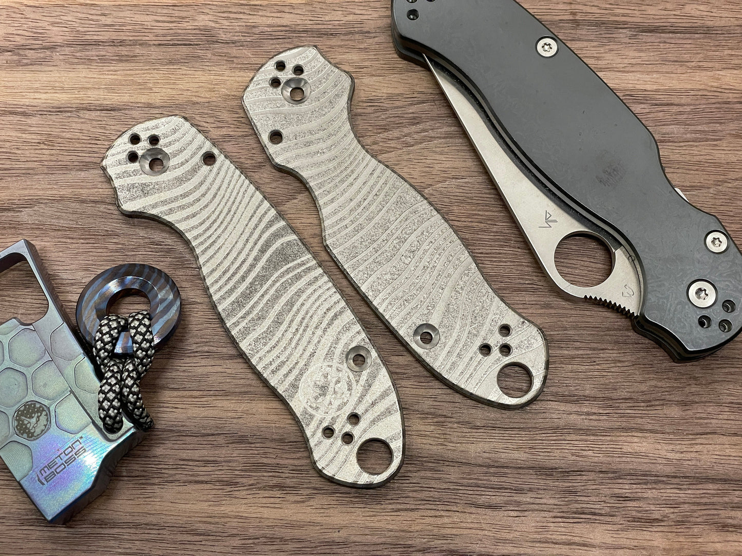 Battleworn BESKAR Mandalorian Titanium Scales for Spyderco Para 3