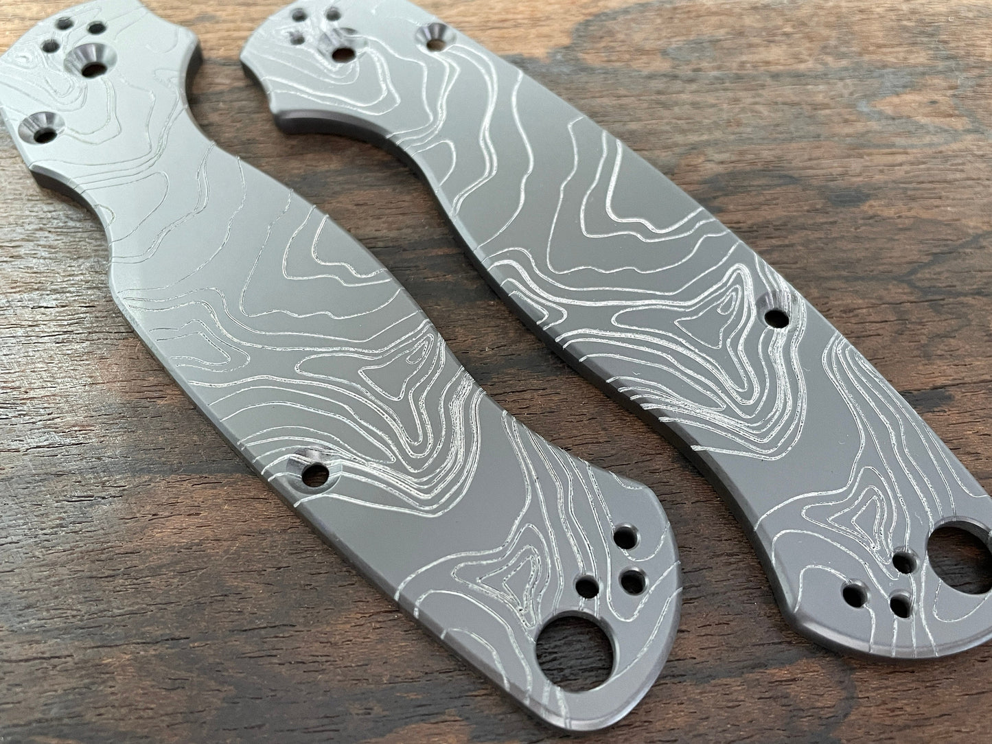 TOPO Engraved black Zirconium scales for Spyderco Paramilitary 2 PM2