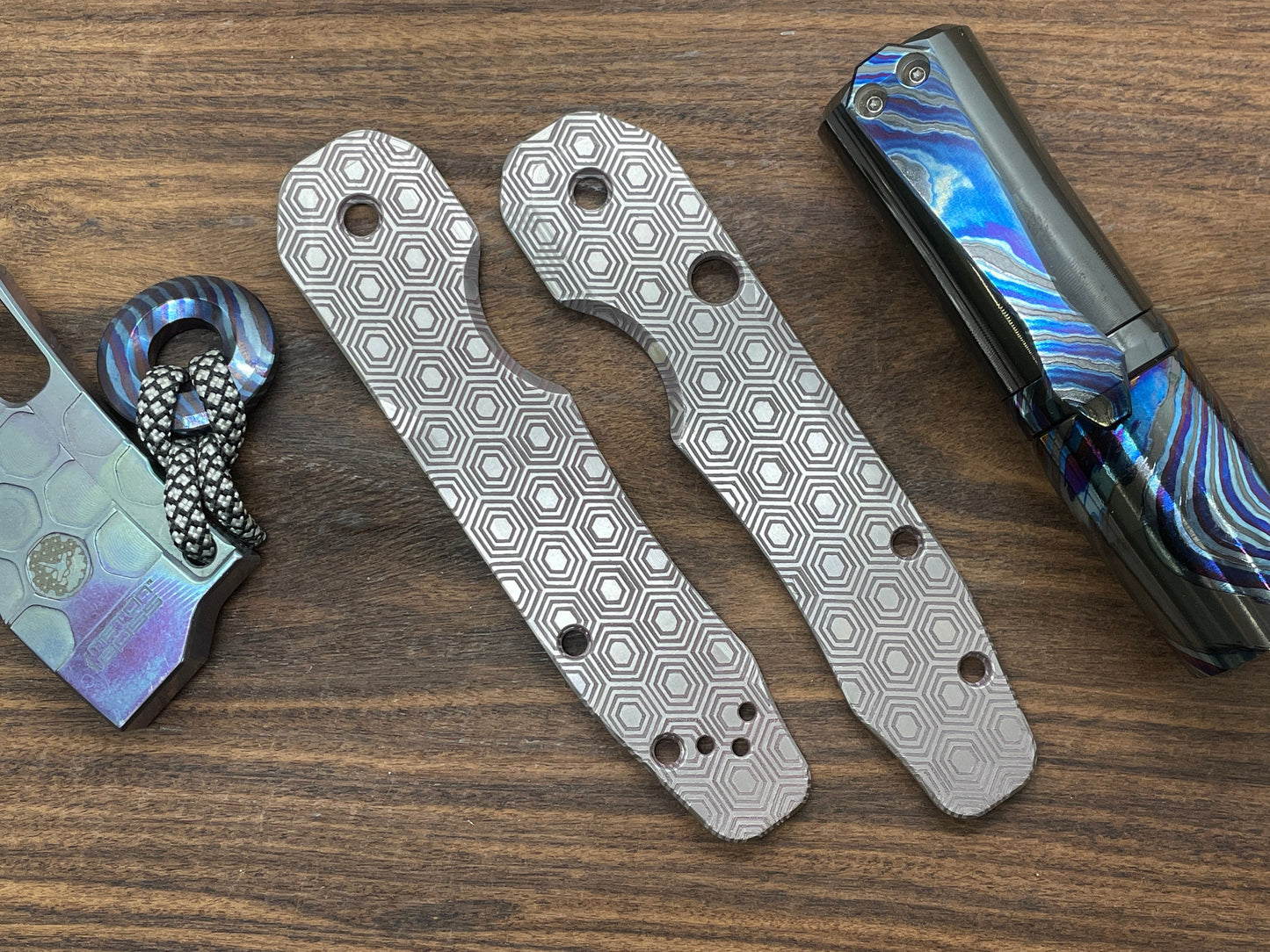 HONEYCOMB Titanium Scales for Spyderco SMOCK