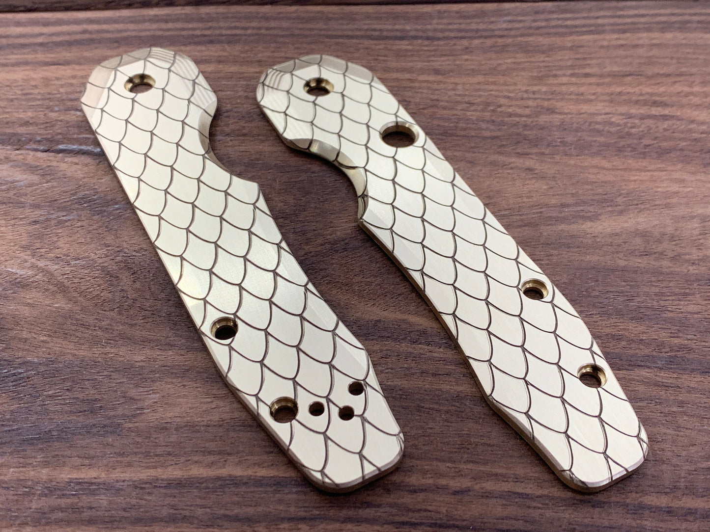DRAGONSKIN Brass Scales for Spyderco SMOCK