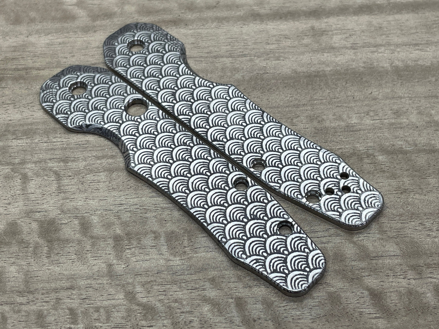 SEIGAIHA Titanium Scales for Spyderco SMOCK