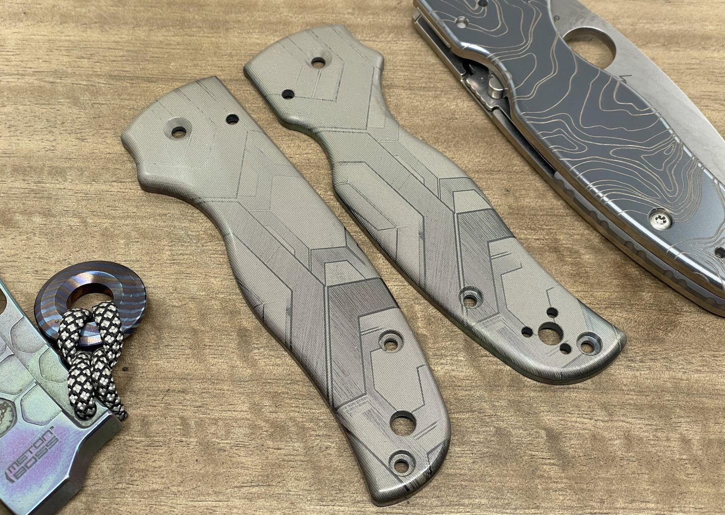 FALCON Oil Slick Zirconium Scales for SHAMAN Spyderco