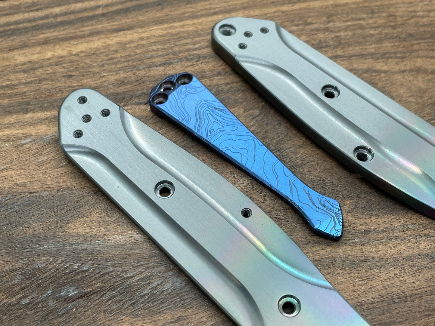 Blue ano TOPO engraved SPIDY Titanium CLIP for most Benchmade models
