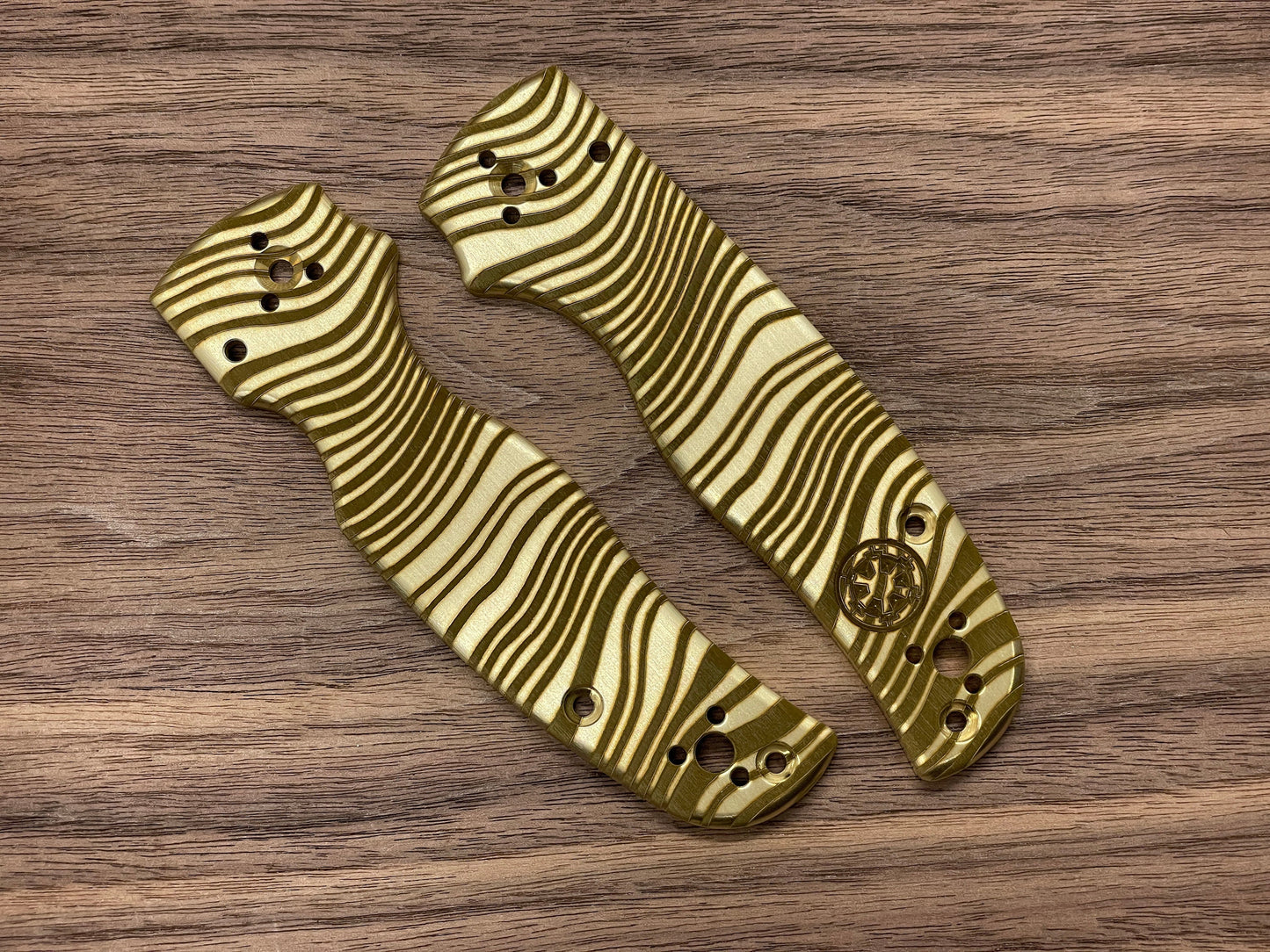 BESKAR Mandalorian Brass Scales for SHAMAN Spyderco