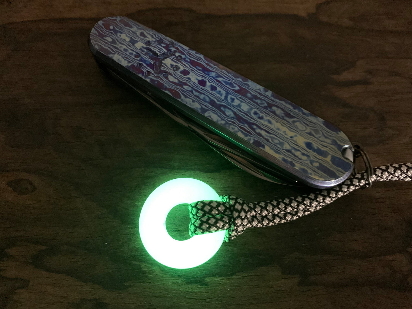 LIME TurboGlow in the Dark lanyard bead Keychain Paracord bead Dog tag