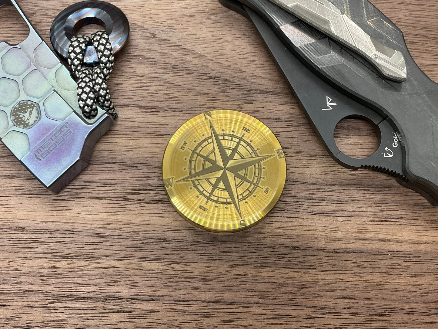 3 Sizes COMPASS engraved Brass Worry Coin Metal Worry Coin