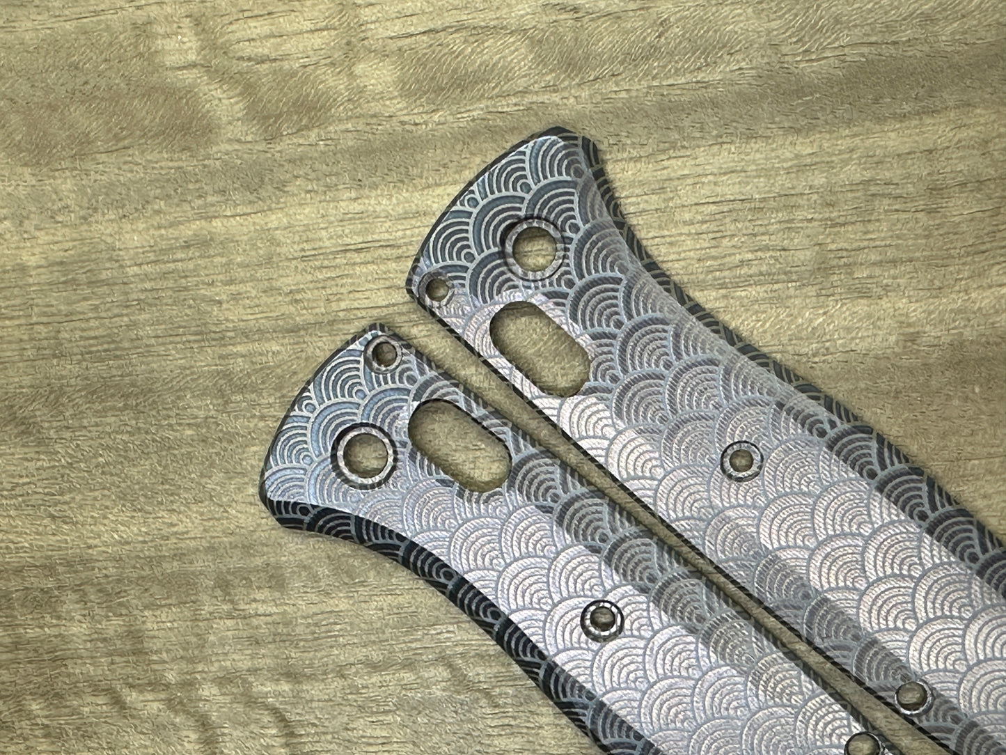 Black SEIGAIHA Titanium Scales for Benchmade Bugout 535