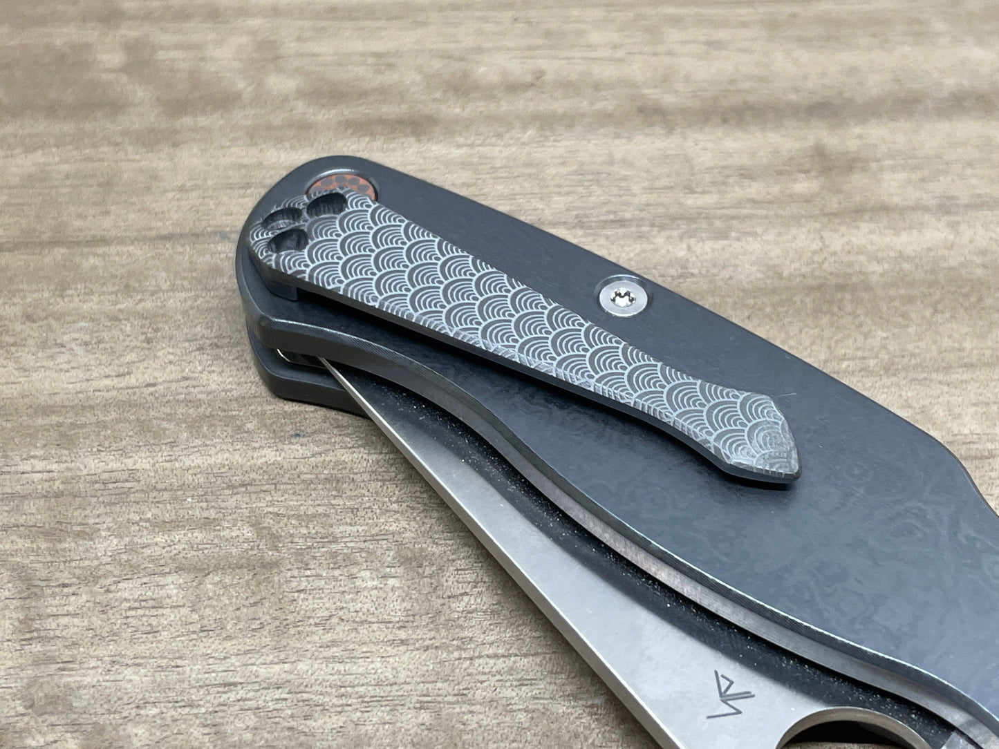 Black Zirconium SEIGAIHA Spidy CLIP for most Spyderco models