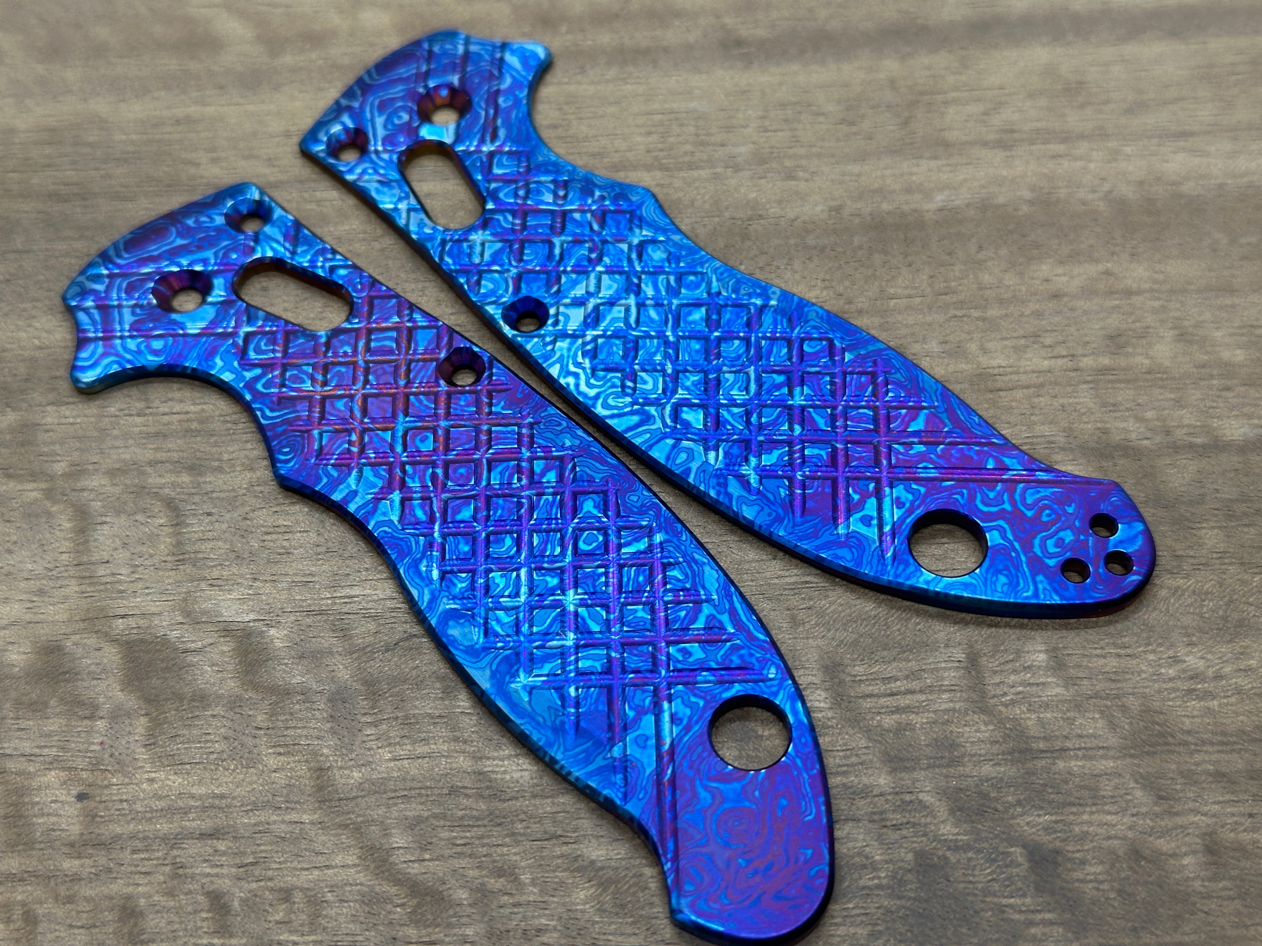 ALIEN Flamed FRAG Cnc milled Titanium scales for Spyderco MANIX 2