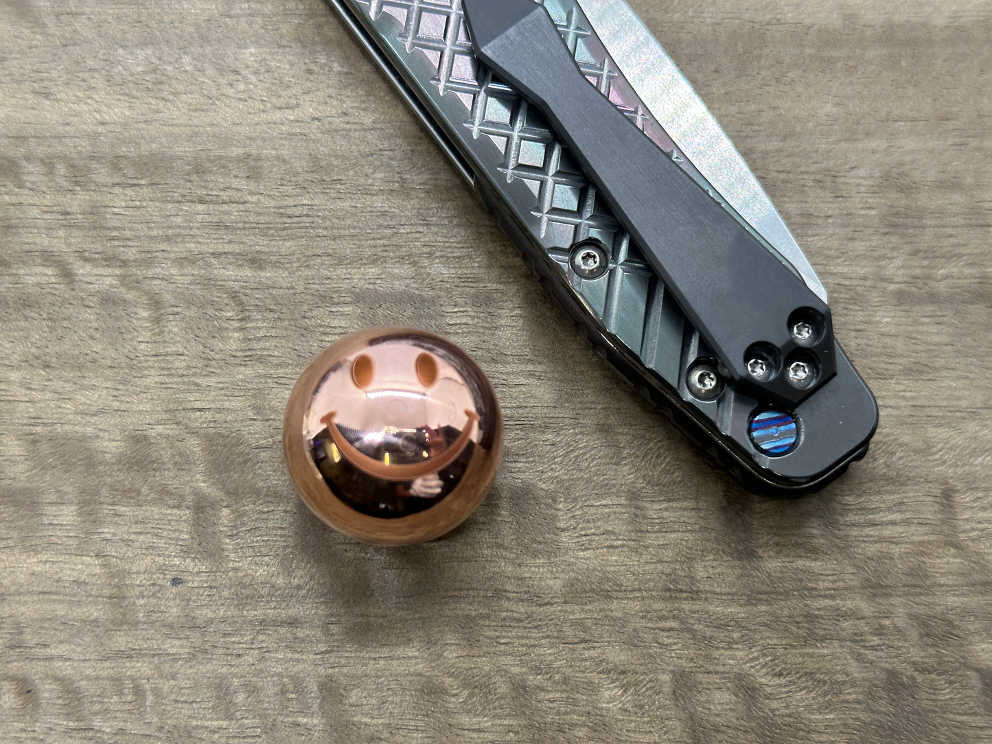 1" SMILEY Polished Solid Copper SPHERE + Glow in the dark stand