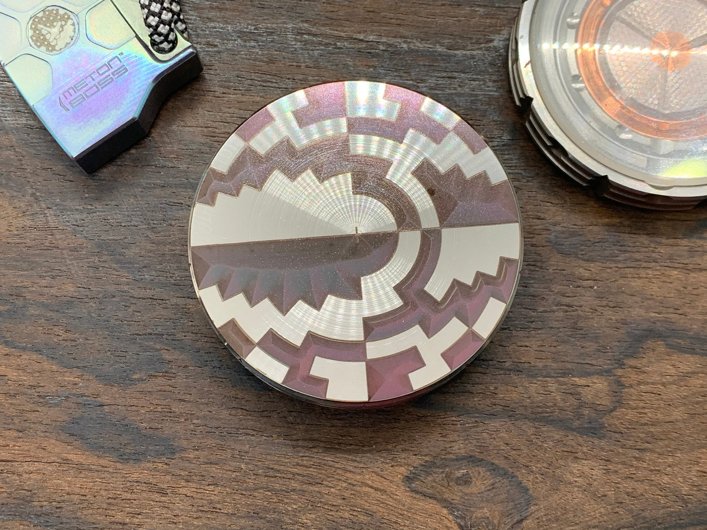 Titanium STROBE effects GIGA Spinning Top