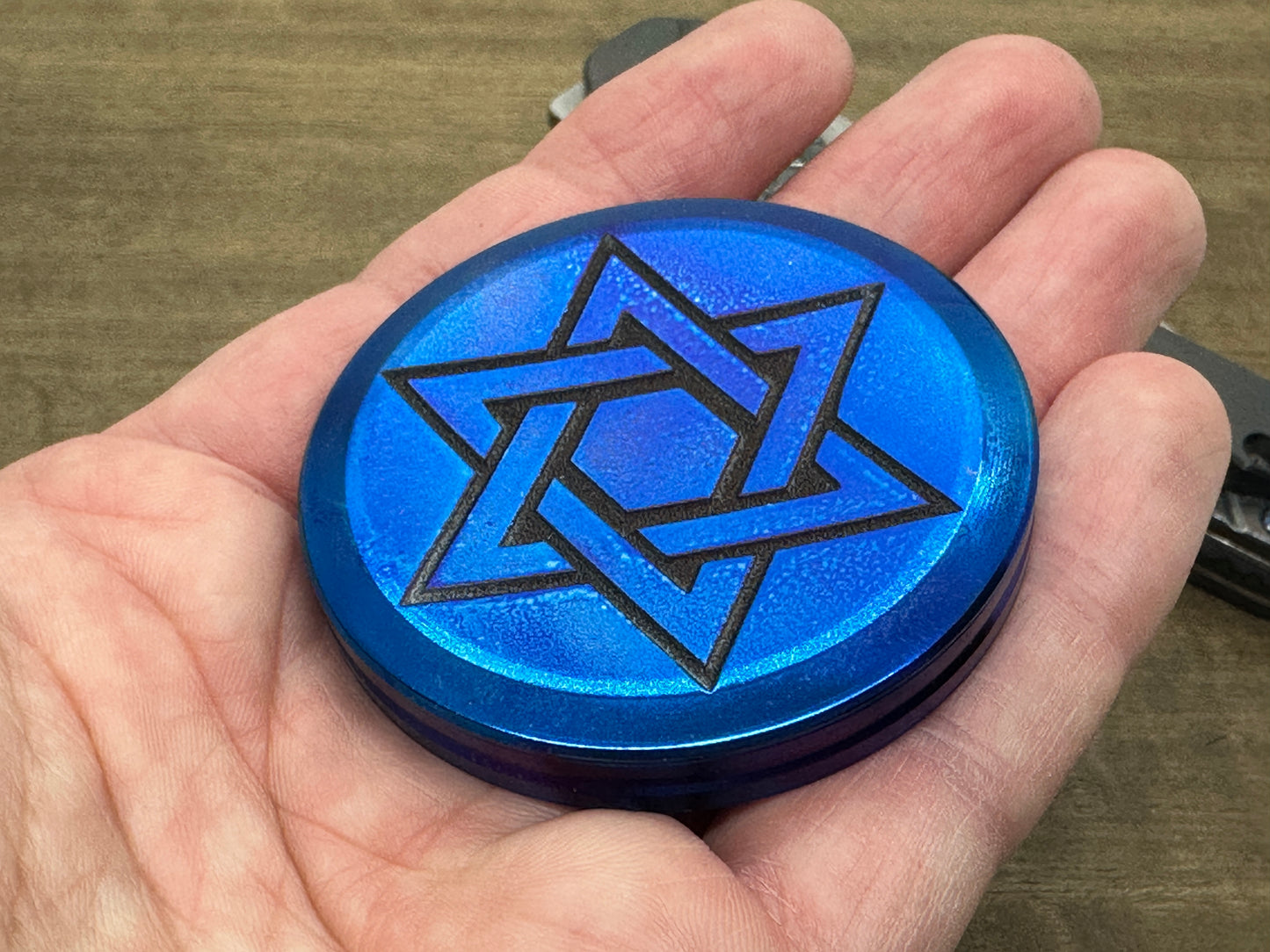 4 sizes Stars of David Flamed Titanium Challenge Coin Worry Coin