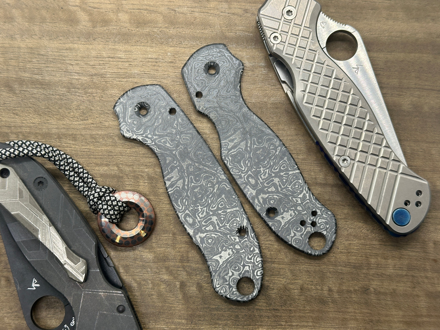 ALIEN engraved black Zirconium Scales for Spyderco Para 3