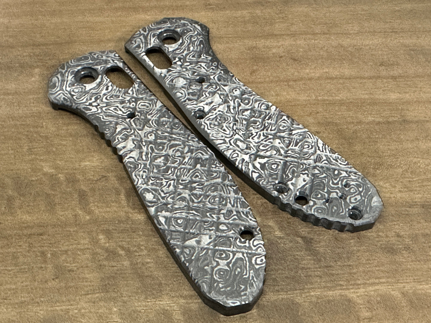 ALIEN engraved FRAG milled Zirconium Scales for Benchmade GRIPTILIAN 551 & 550