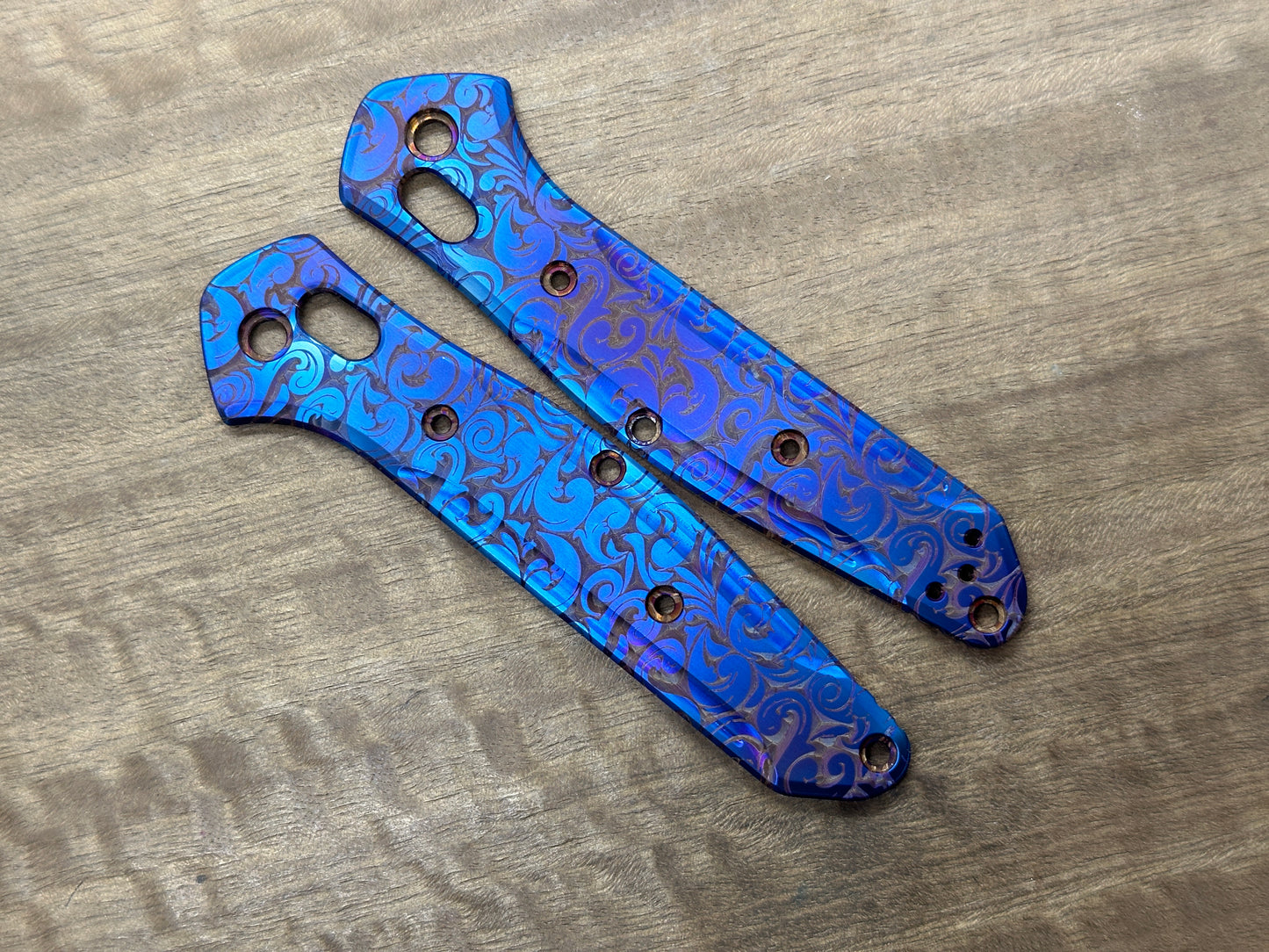 Flamed VICTORIA Titanium Scales for Benchmade 940 Osborne