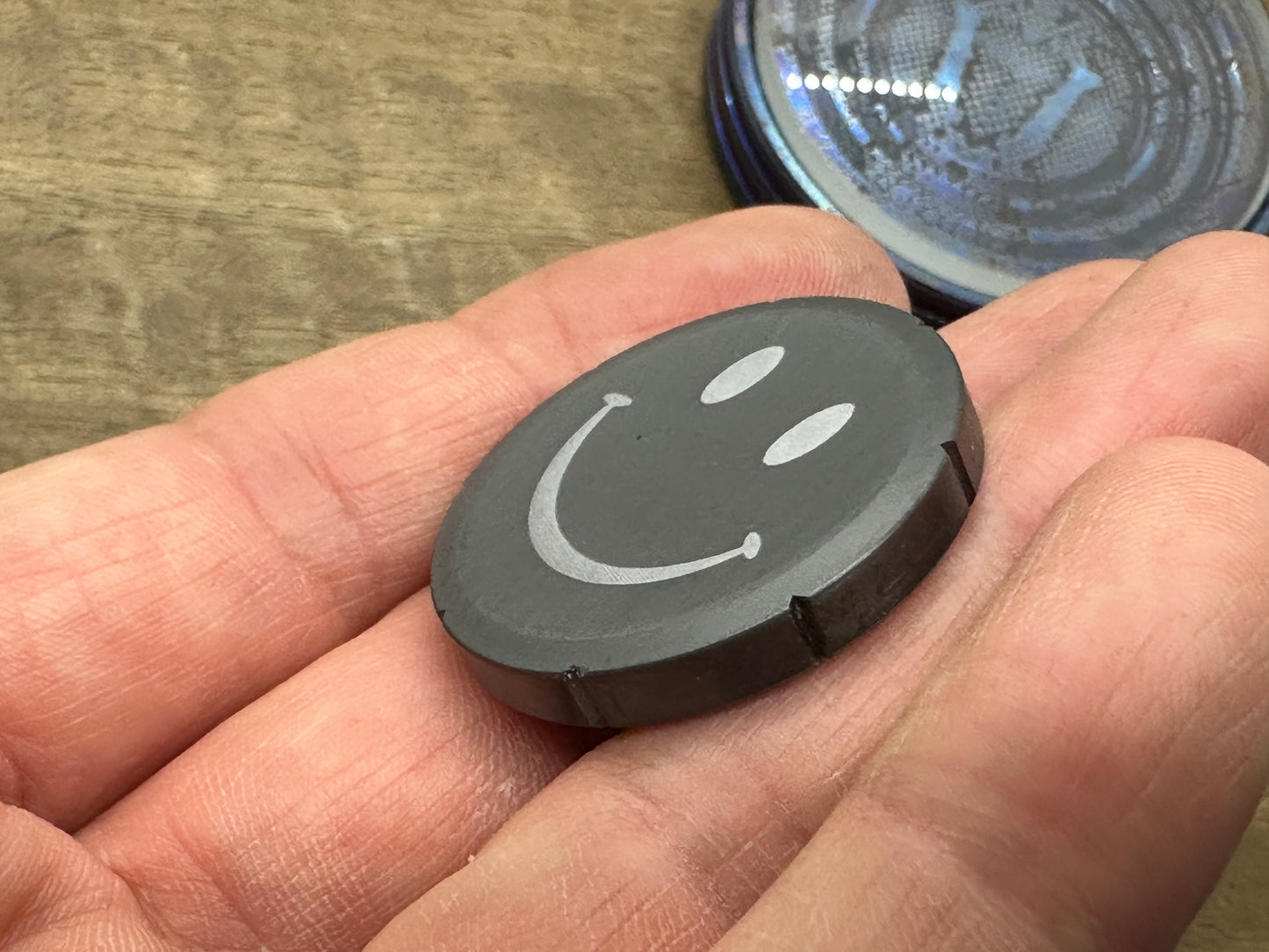 Smiley - Sad (Yes No Decision maker) Zirconium Spinning Worry Coin Spinning Top