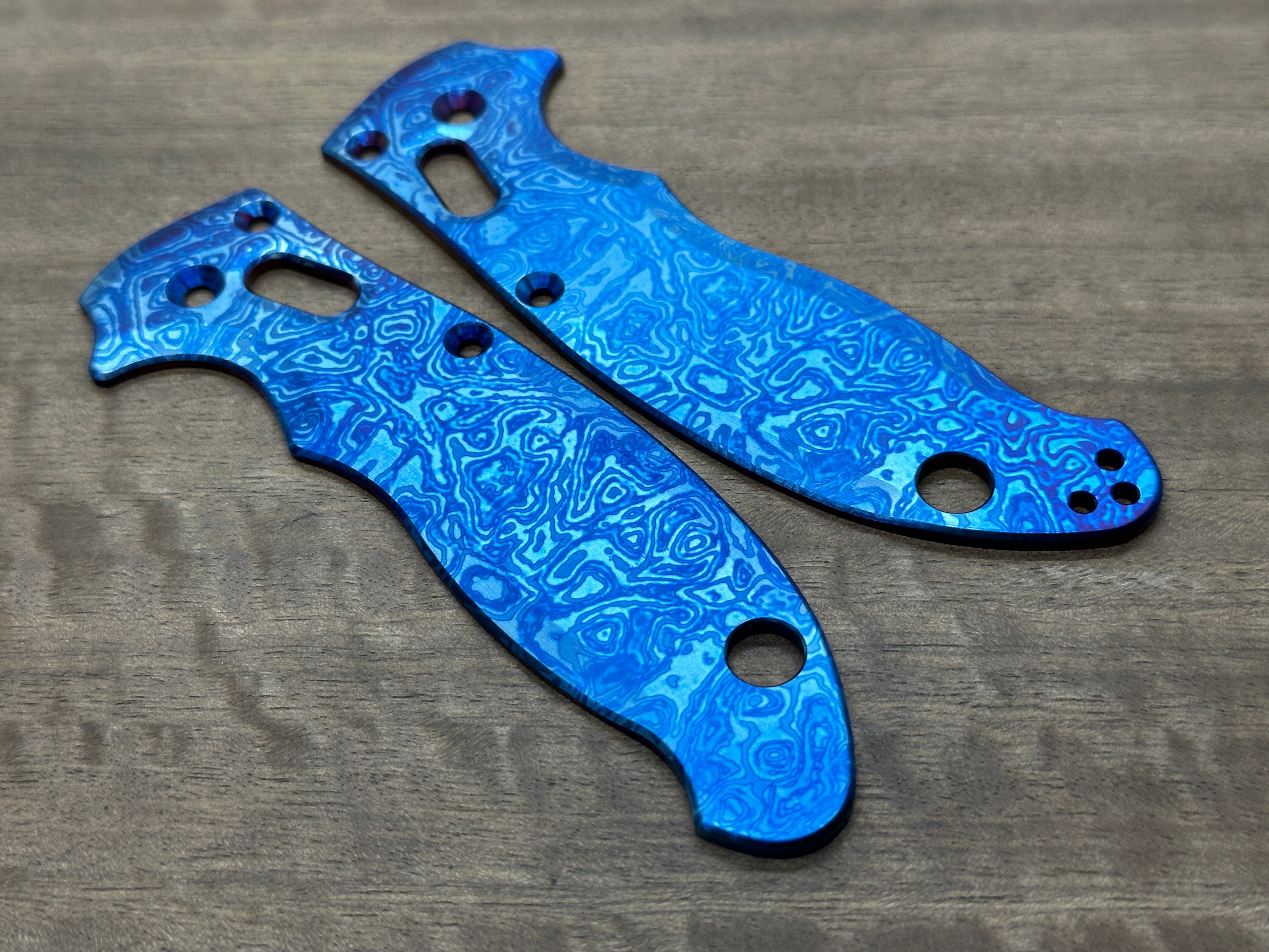 ALIEN Flamed Titanium scales for Spyderco MANIX 2