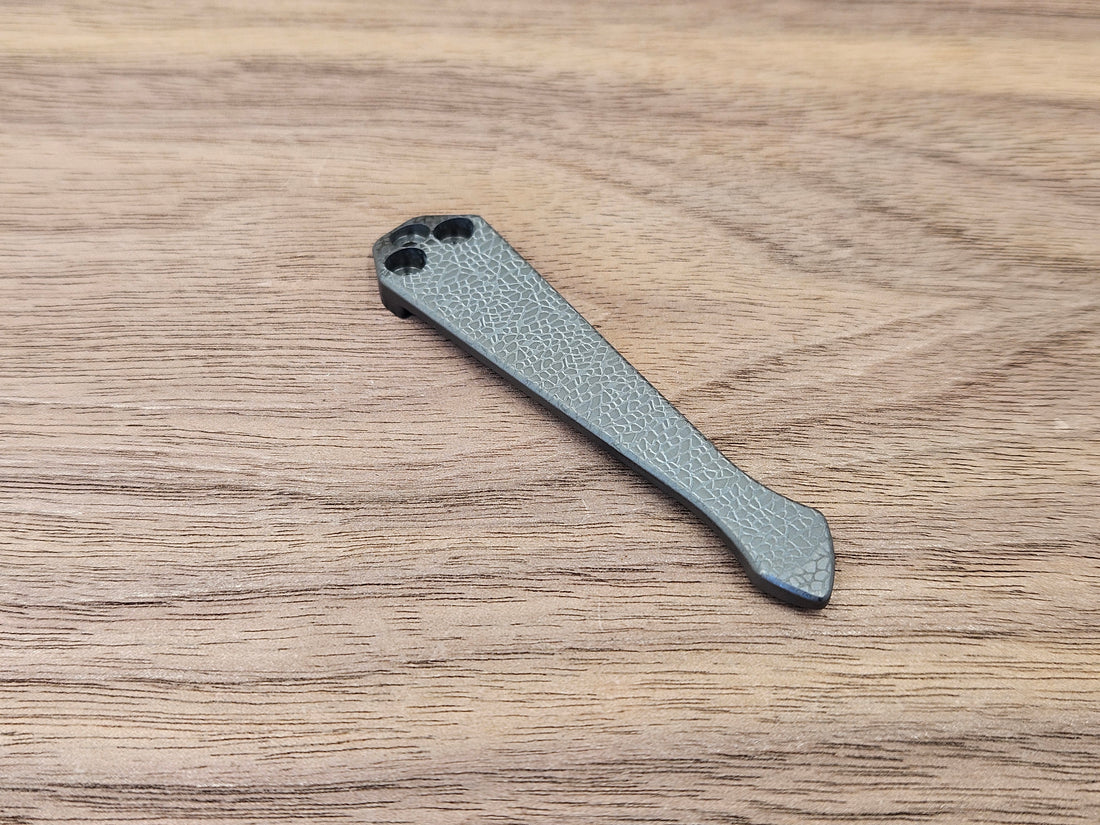 CLR Clip Spyderco Models<br>Zirconium Standard - Spidy Tip Nebula