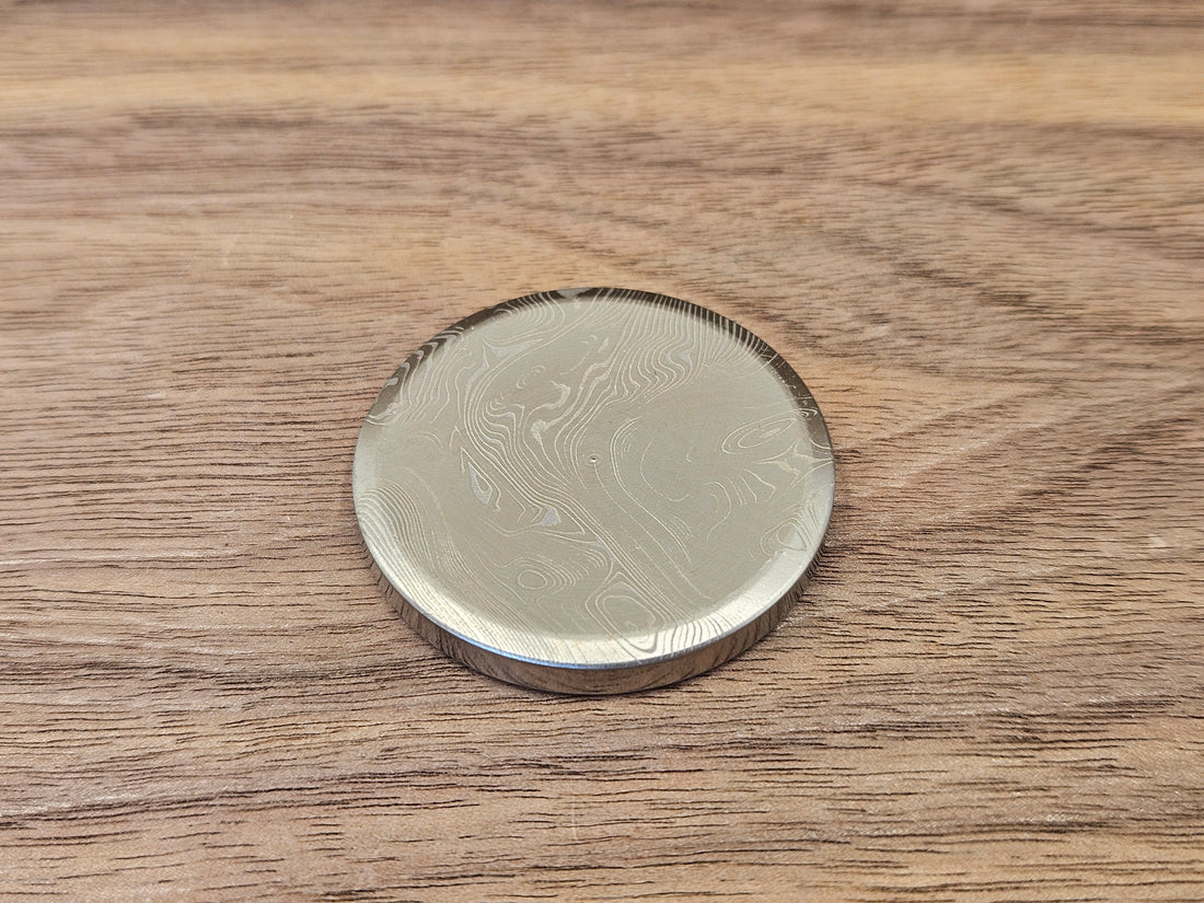 CLR Everyday Coin 148<br>Titanium Dama Fish