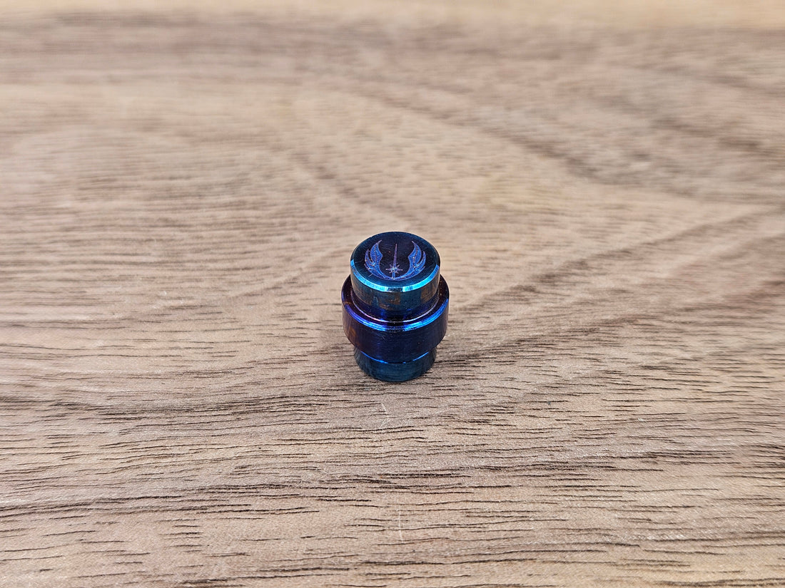 CLR Titanium Lanyard Hole Plug<br>Spyderco Manix 2 Jedi Flamed