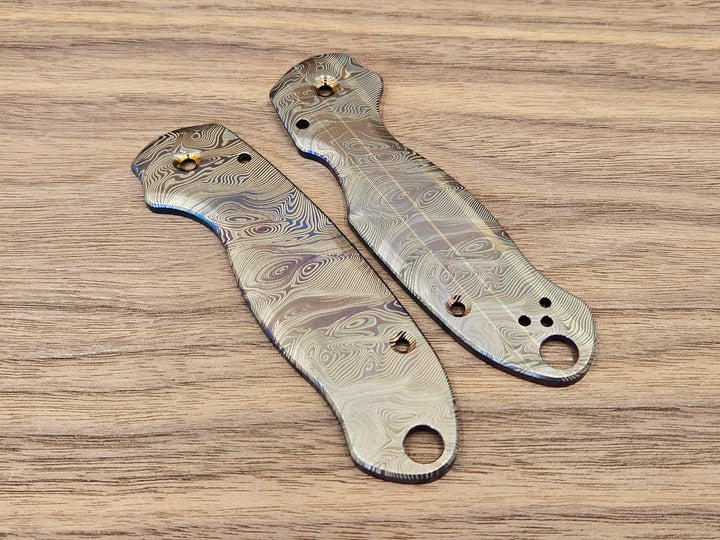 CLR Spyderco Paramilitary 3<br>Titanium Standard<br>Dama Twist Flamed