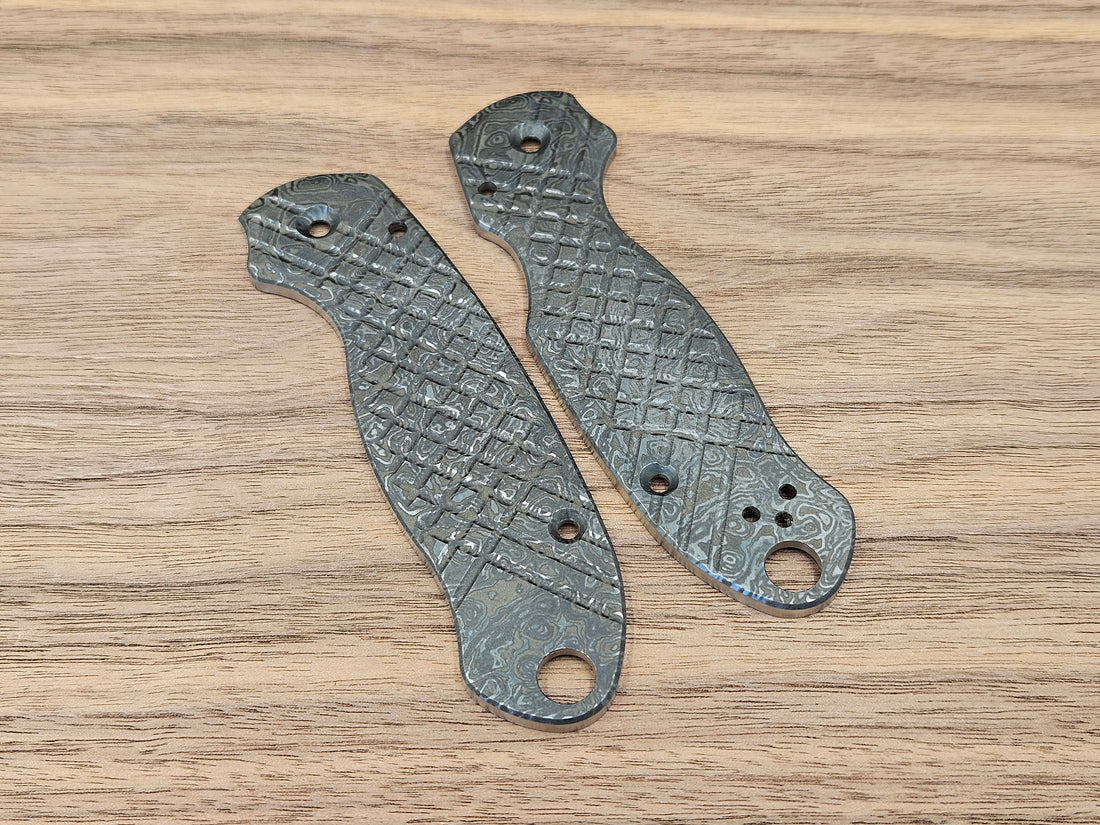 CLR Spyderco Paramilitary 3<br>Titanium Frag Alien Black