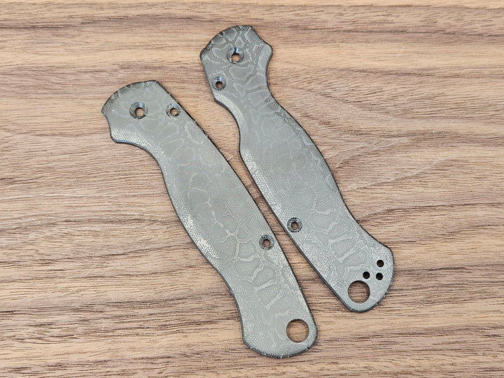 CLR Spyderco Paramilitary 2<br>Zirconium Standard Reptilian