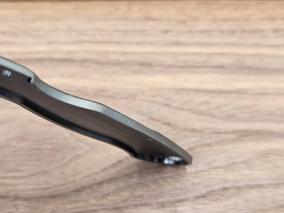 CLR Spyderco Paramilitary 2<br>Zirconium Standard Reptilian