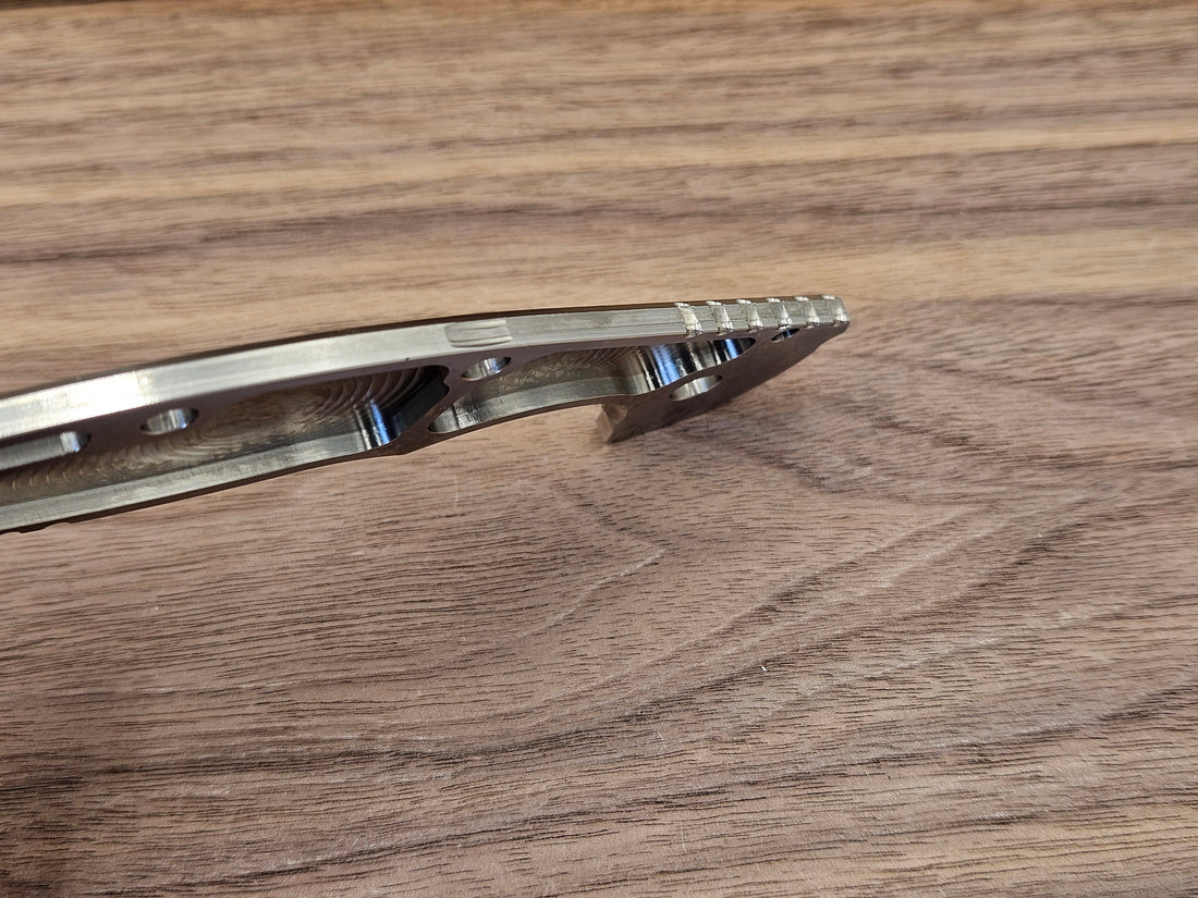CLR<br>Hinderer XM 18 3.5 Titanium Standard