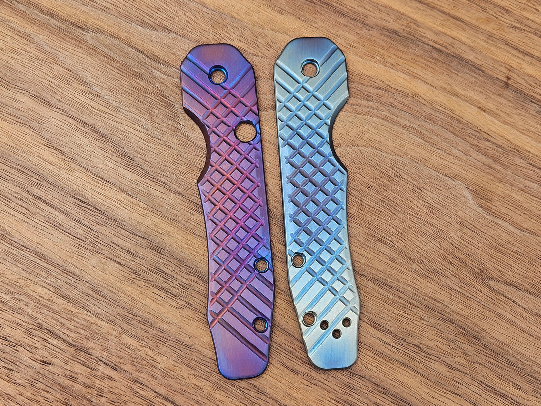 CLR Spyderco Smock<br>Titanium Frag Blue and Purple Flamed