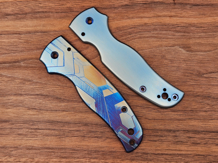 CLR Spyderco Shaman<br>Titanium Standard Falcon on side Blue Flamed