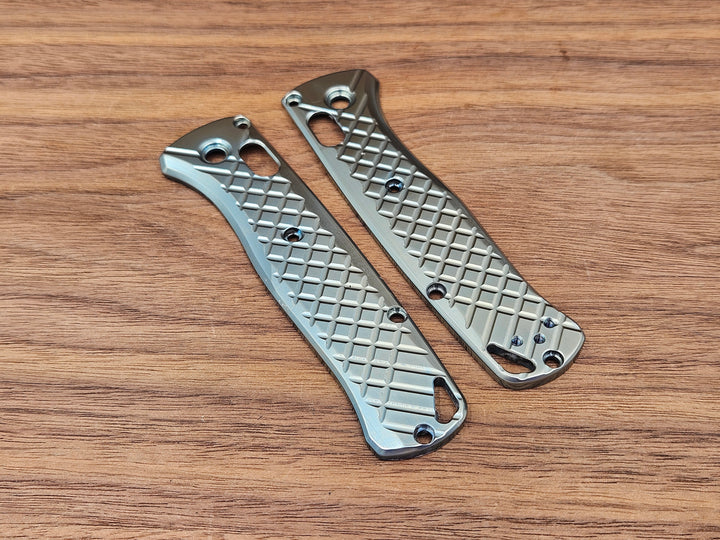 CLR Benchmade Bugout 535 Titanium Frag<br>Light Blue Flamed Polished