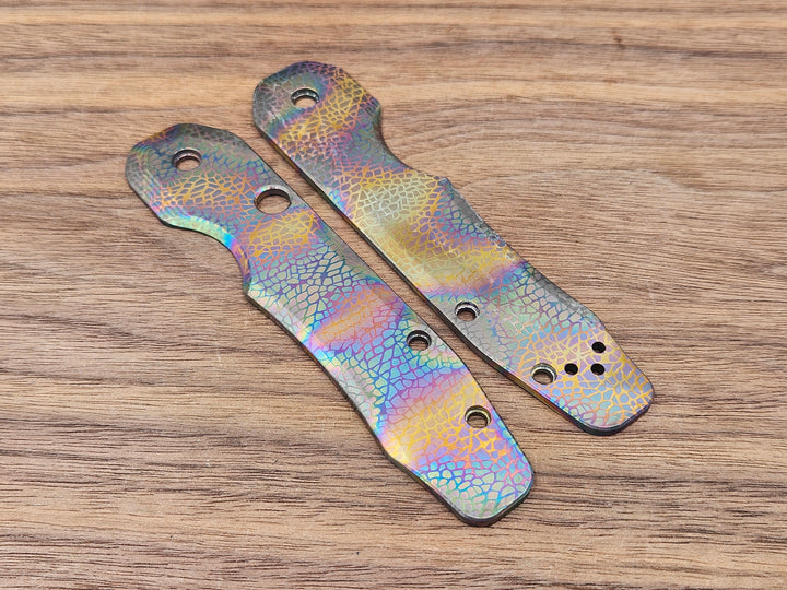 CLR Spyderco Smock<br>Titanium Standard Nebula Oil Slick