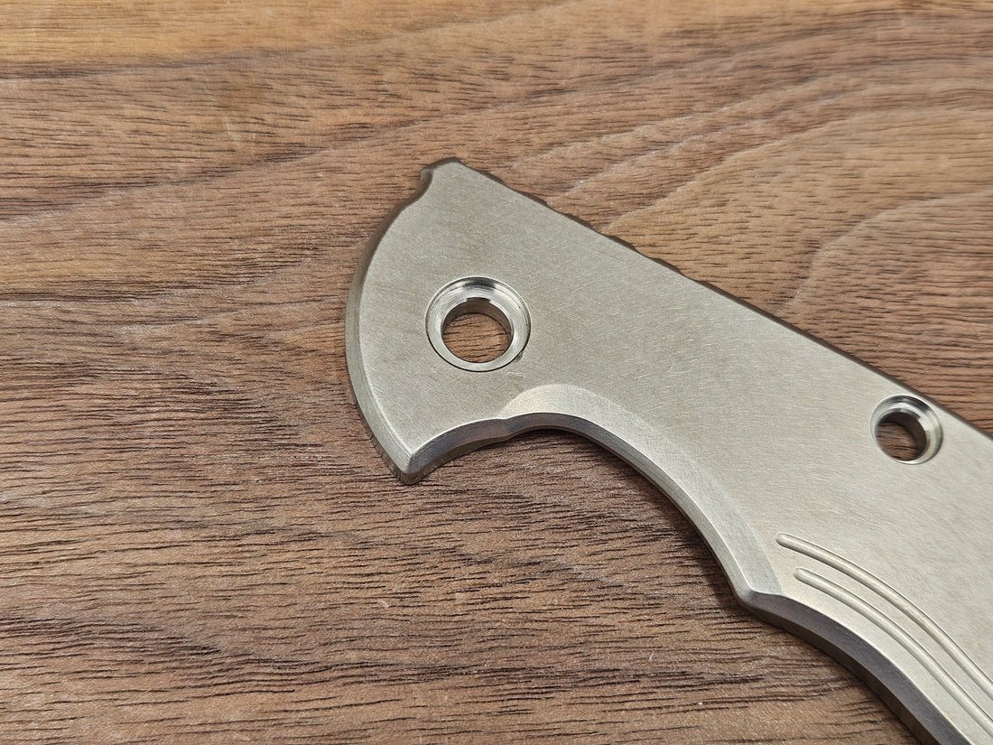 CLR<br>Hinderer XM 18 3.5 Titanium Standard Brushed